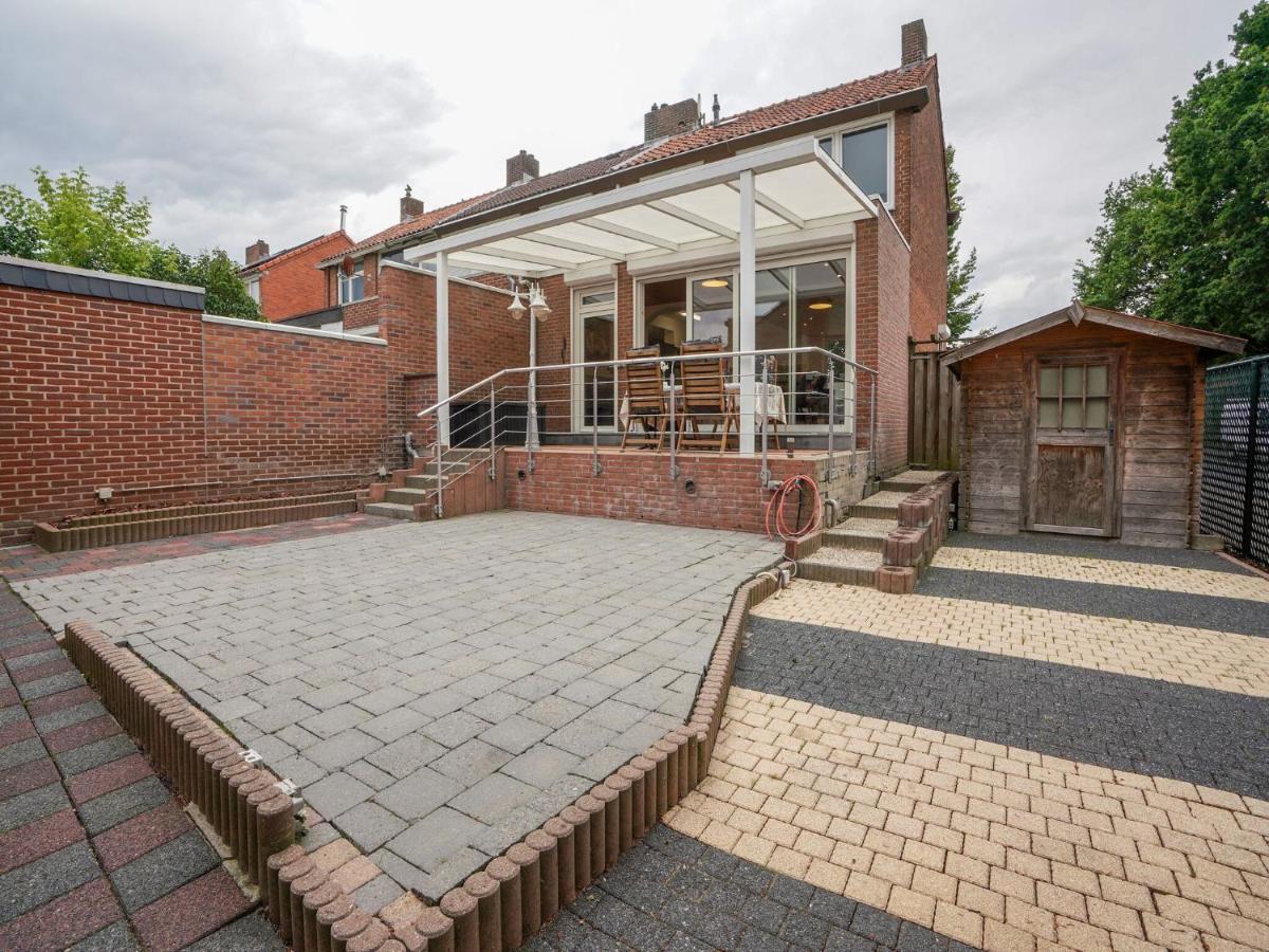 فيلا Terraced House In Kerkrade With A Garden المظهر الخارجي الصورة