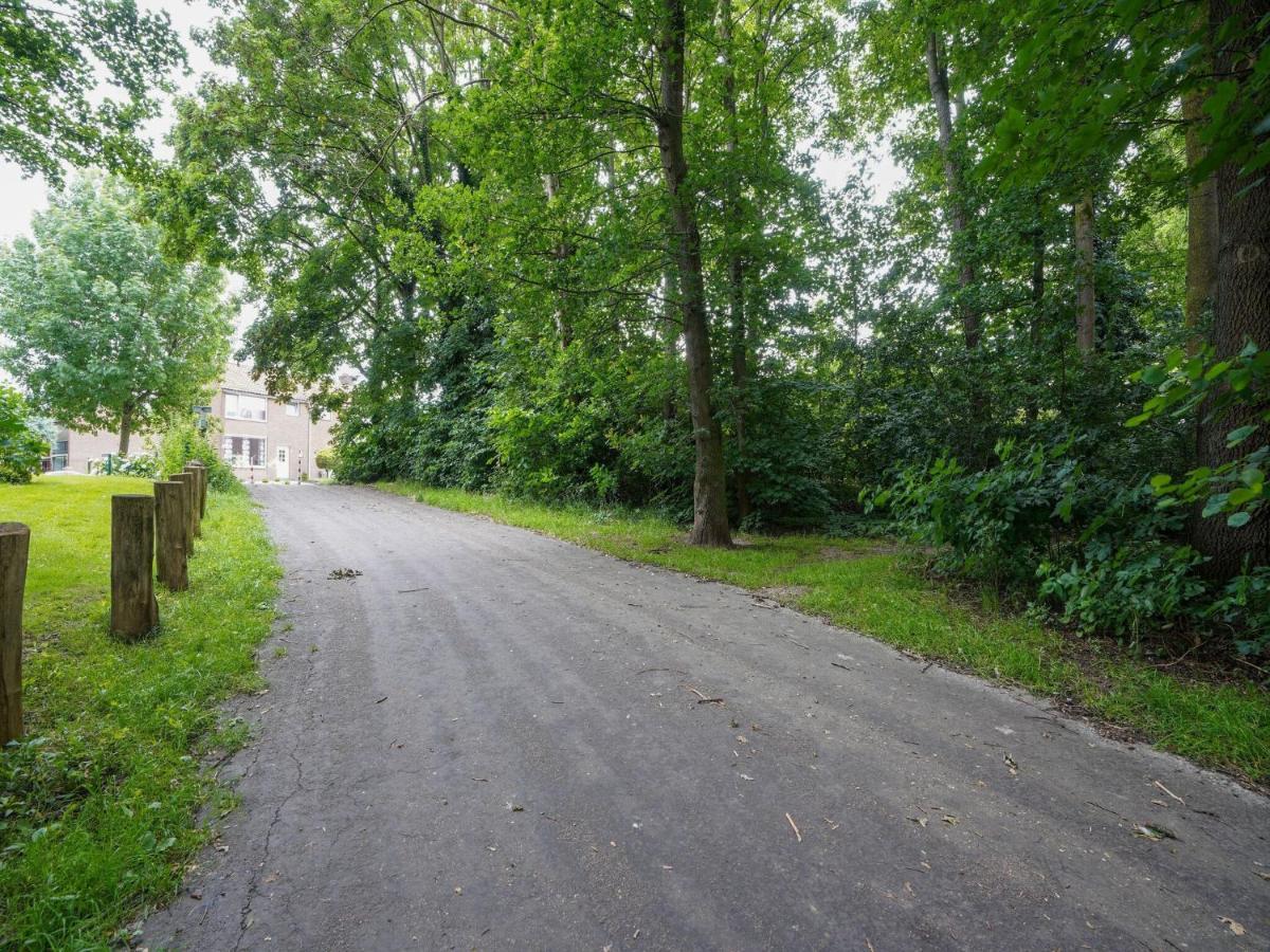 فيلا Terraced House In Kerkrade With A Garden المظهر الخارجي الصورة
